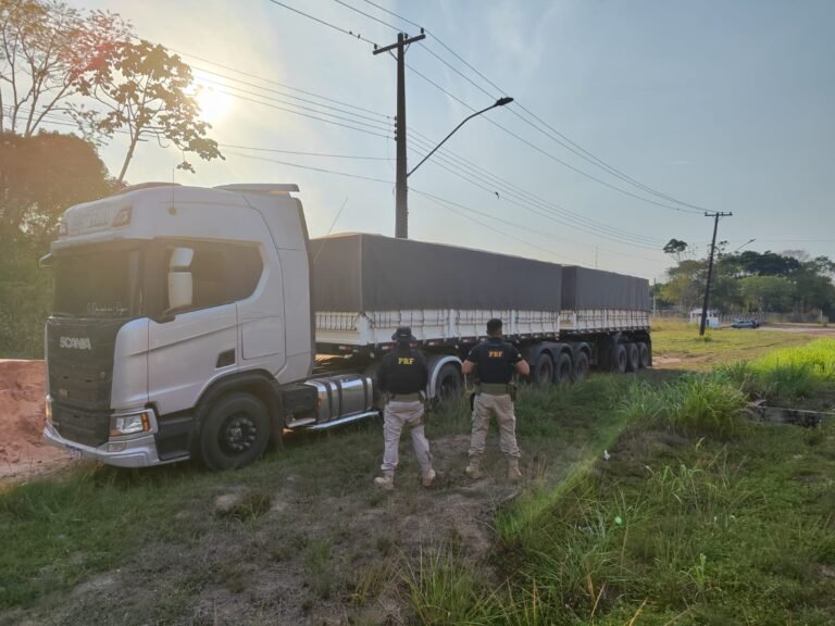 Caminhão é apreendido pela PRF em Santarém, no PA