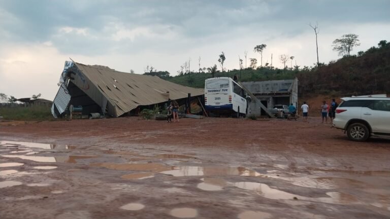 Forte chuva causa grande prejuízo à população do Distrito de Moraes Almeida