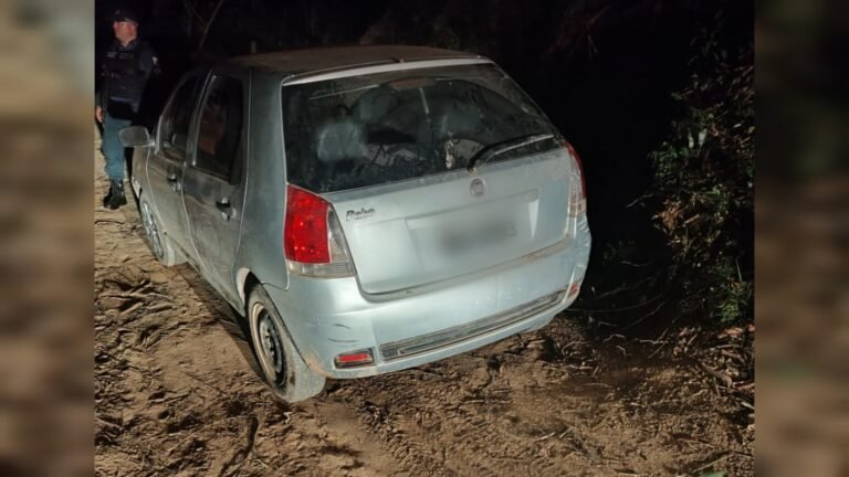Veículo roubado é recuperado pela PM em Santarém, no PA