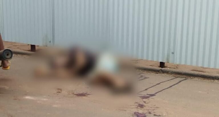 Homem é assassinado a facada em via pública no centro da cidade