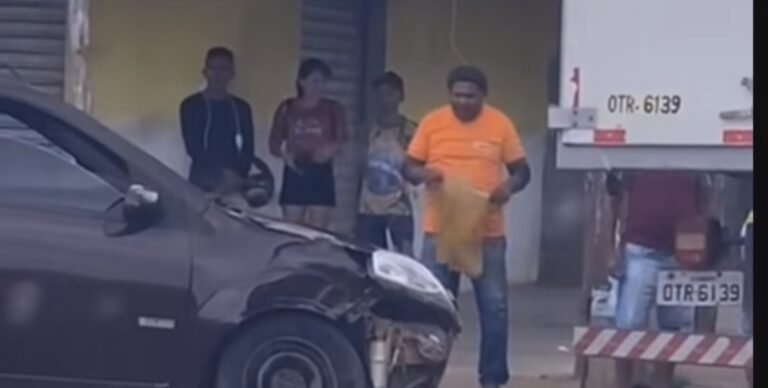 Carro de passeio colide na traseira de caminhão baú em Itaituba