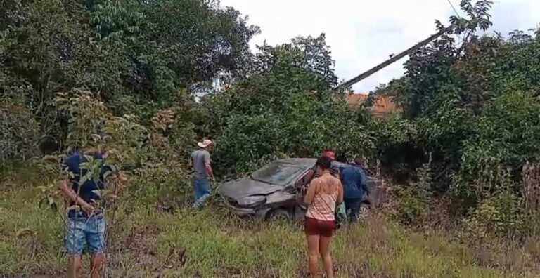 Vídeo: Três pessoas ficam feridas após evitar colisão com carreta na BR-163