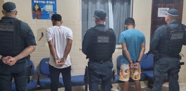 Dois homens são presos pela PM suspeitos de tráfico de drogas em Porto de Moz, no PA
