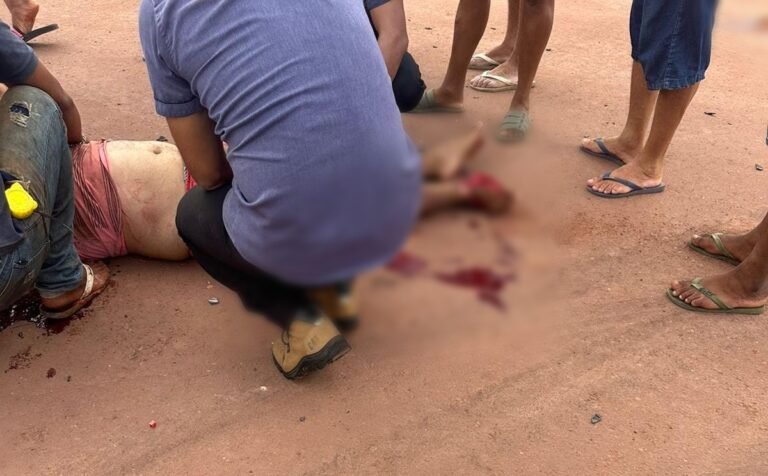 Vídeo: Grave acidente entre motocicleta e caminhão na BR-230 em Rurópolis, Pará