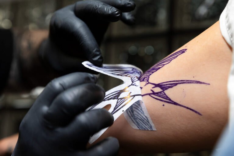 Nunca fez uma tattoo? Entenda como é a dor da tatuagem