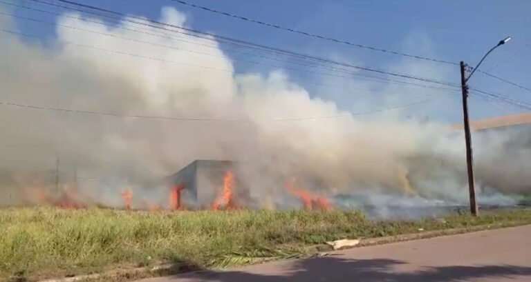 Princípio de Incêndio Mobiliza Corpo de Bombeiros em Itaituba