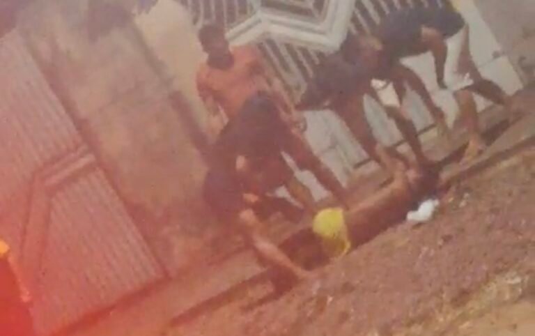 Vídeo: Elemento é contido por populares após roubo no Bairro Bom Remédio