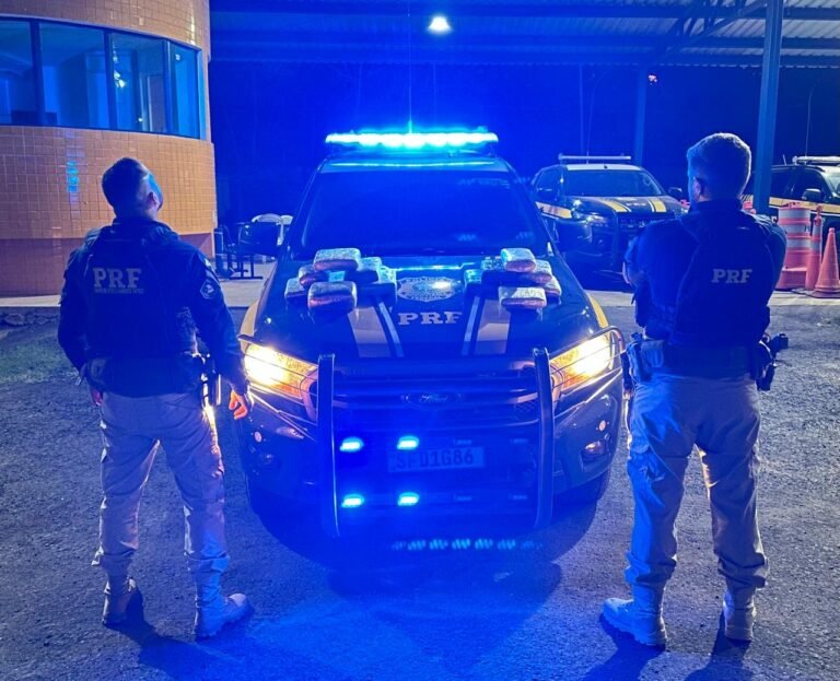 PRF Prende Passageiras com 14 Tabletes de Maconha em Ônibus na BR-163