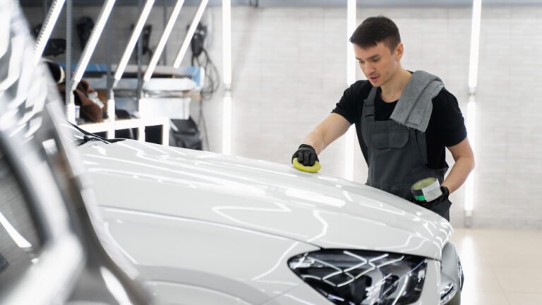 Película de proteção PPF “Paint Protection Film”: O escudo invisível que preserva a beleza do seu carro