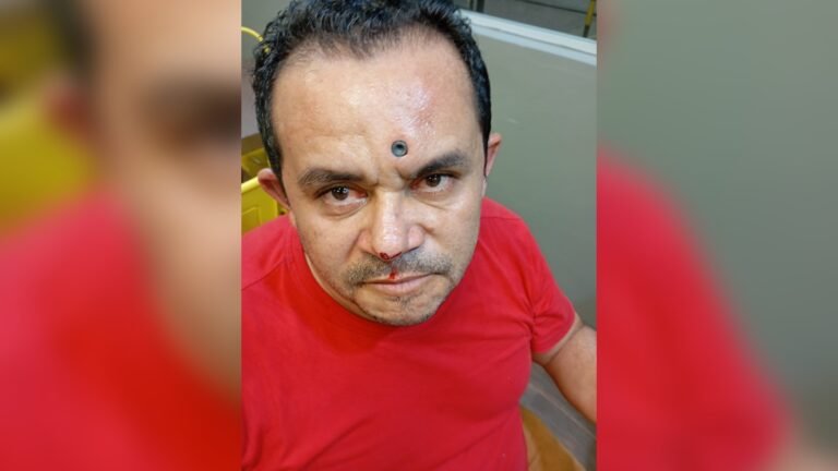 Briga em bar termina com um morto e assassino com bala cravada na testa