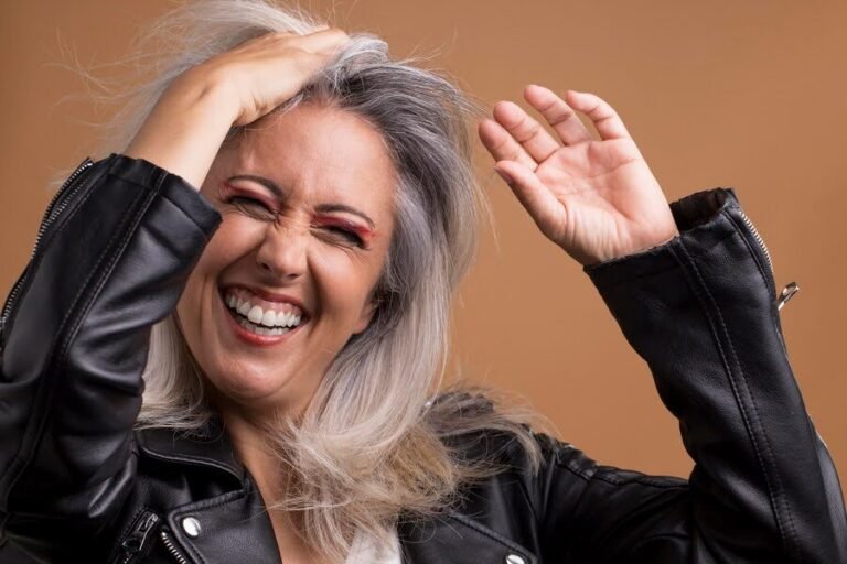 Onde Comprar Creme para Cabelo Grisalho: A Melhor Opção é na Bambbu Cosméticos