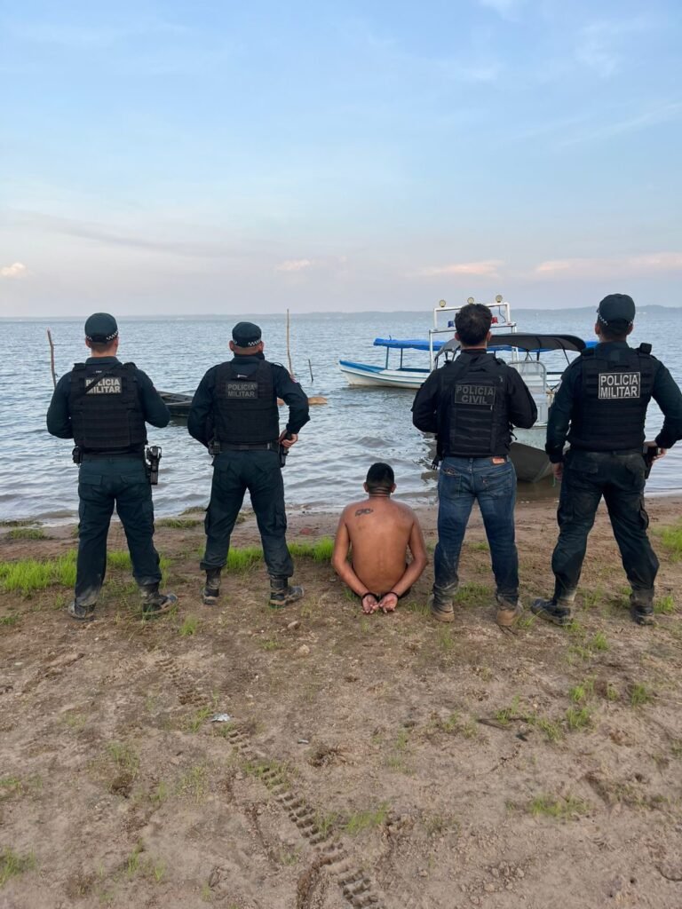 VÍDEO; Acusado de estupro de vulnerável é capturado após tentar fugir de cerco policial em comunidade de Aveiro