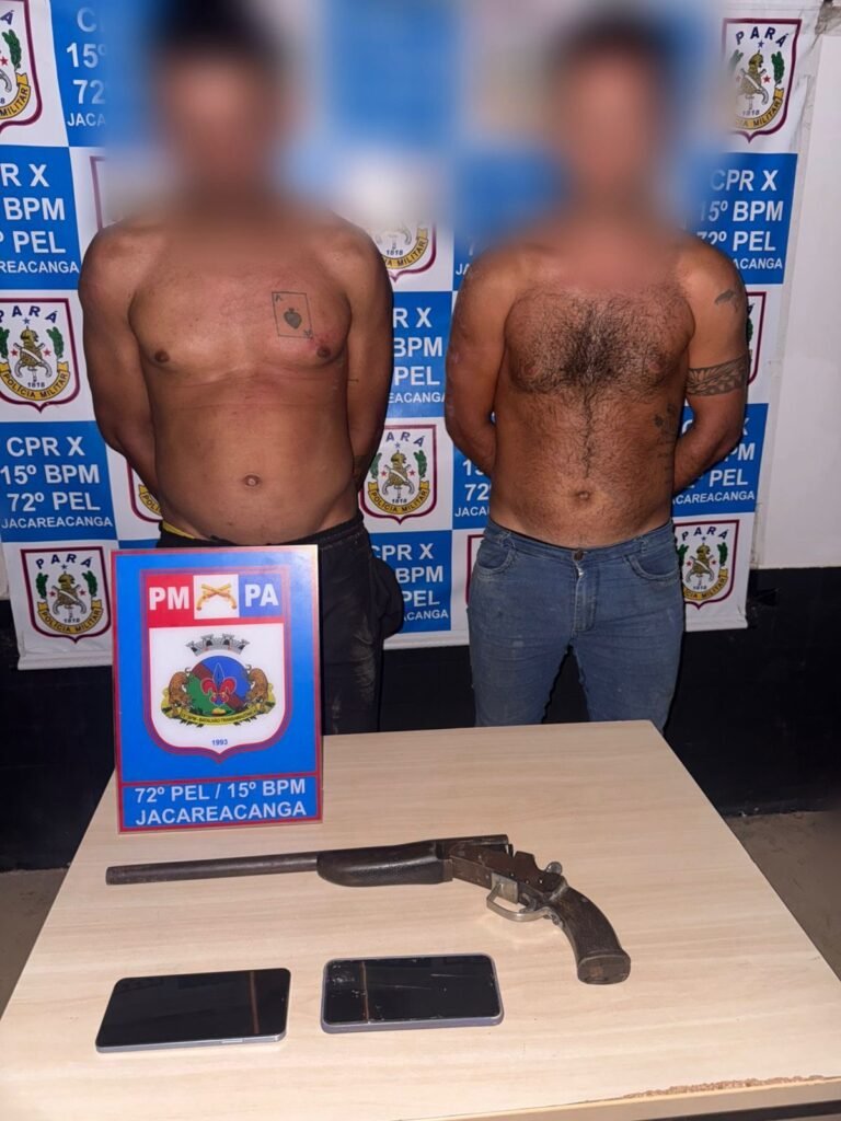 Dupla é presa após perseguição policial e apreensão de arma de fogo em Jacareacanga