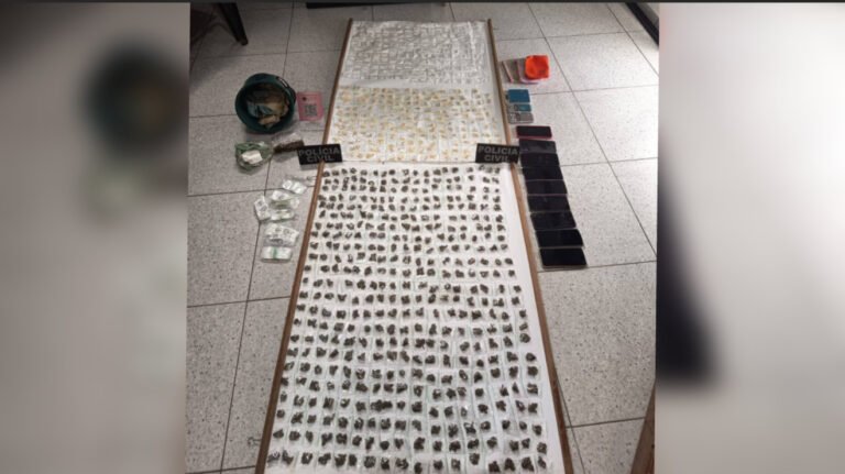 Mulher é presa por tráfico de drogas na comunidade Cuiú Cuiú, em Itaituba