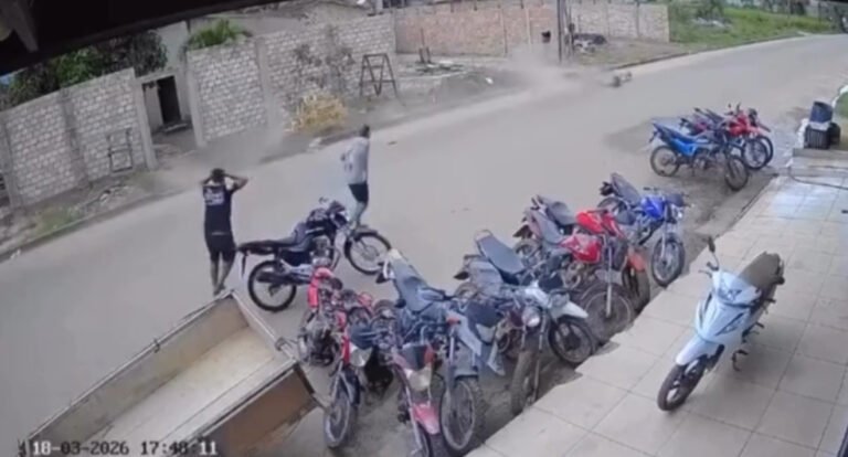 VÍDEO; Moto com duas jovens colide em cachorro e acidente gera alerta em Jacareacanga