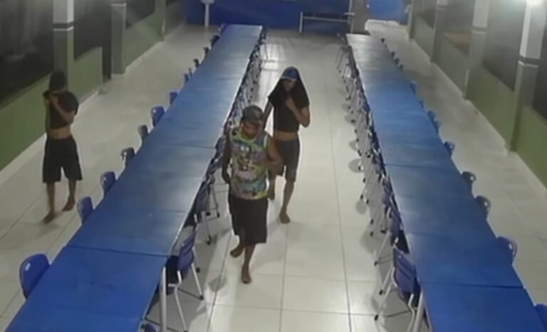 VÍDEO; Criminosos invadem escola durante a madrugada e furtam cerca de R$ 3 mil em Itaituba