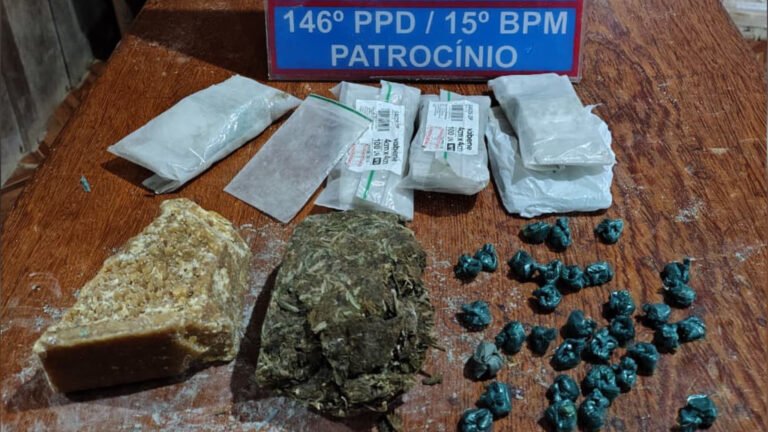 Drogas são encontradas escondidas em saco de cimento na comunidade do Patrocínio