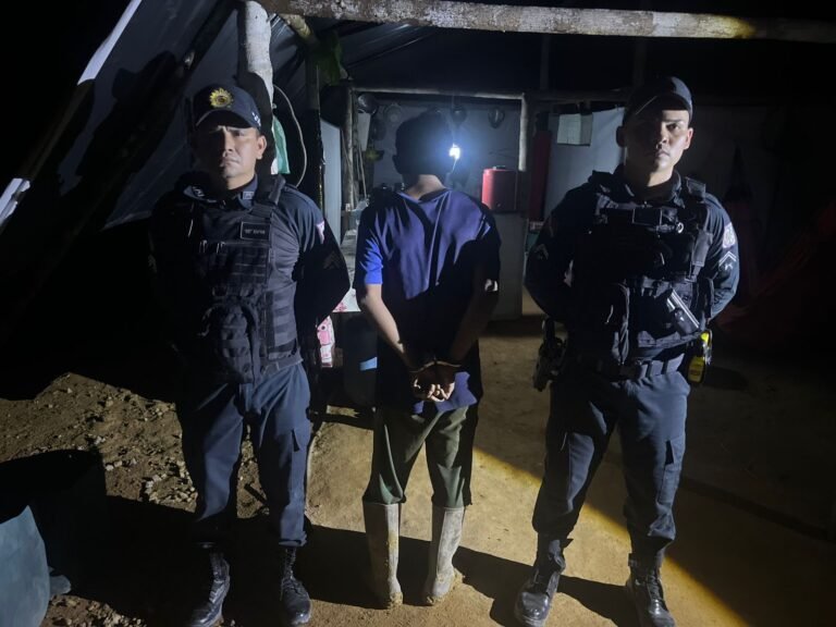 Homem é socorrido após ataque a facadas, mas não resiste; acusado foi preso pela PM