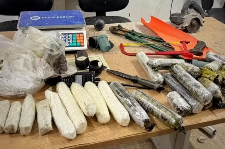 Base Candiru apreende mais de 10 kg de “supermaconha” em embarcação no oeste do Pará
